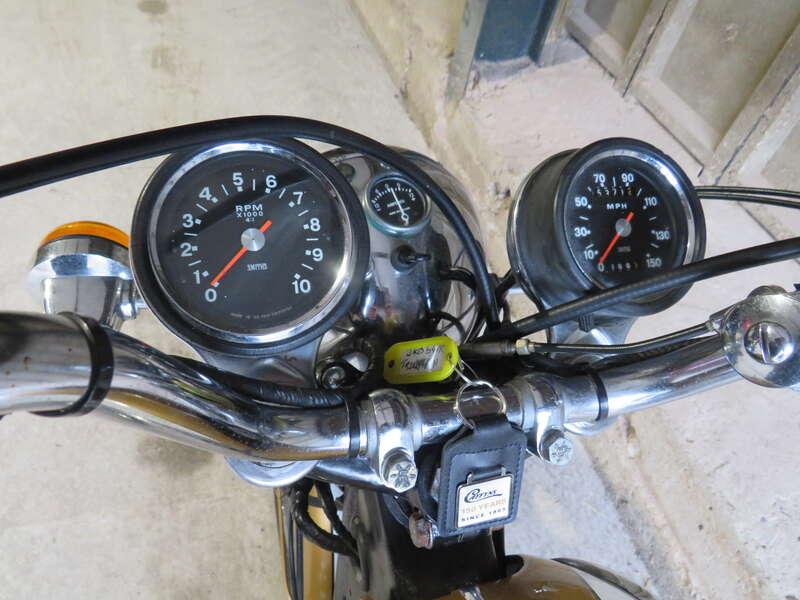 1972 Triumph T120R BONNEVILLE