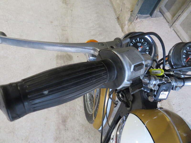 1972 Triumph T120R BONNEVILLE