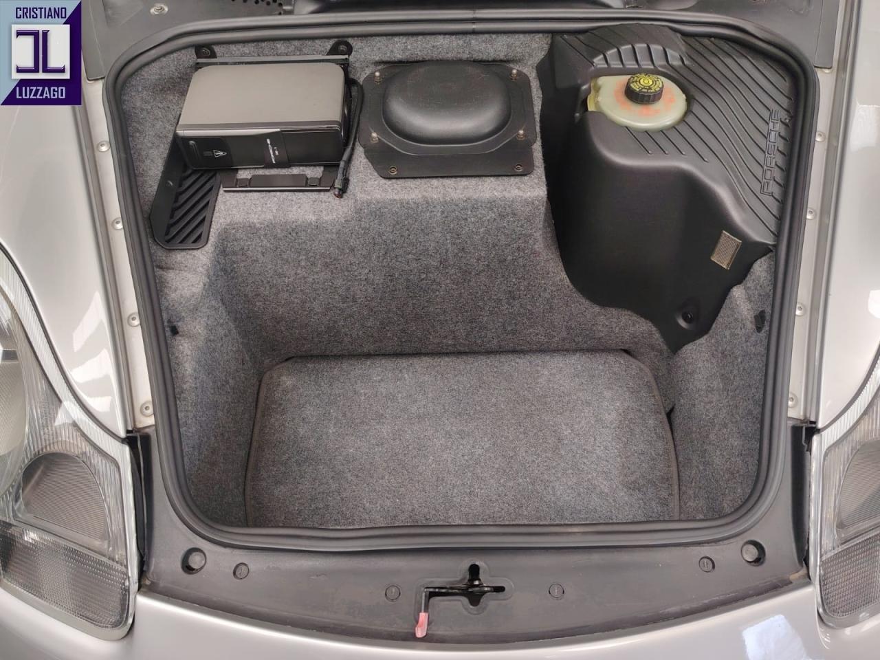 Porsche 996-610 CARRERA 4 CABRIOLET