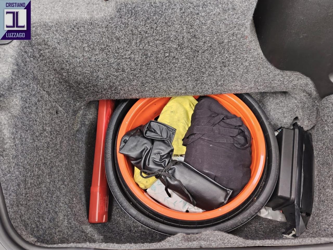 Porsche 996-610 CARRERA 4 CABRIOLET