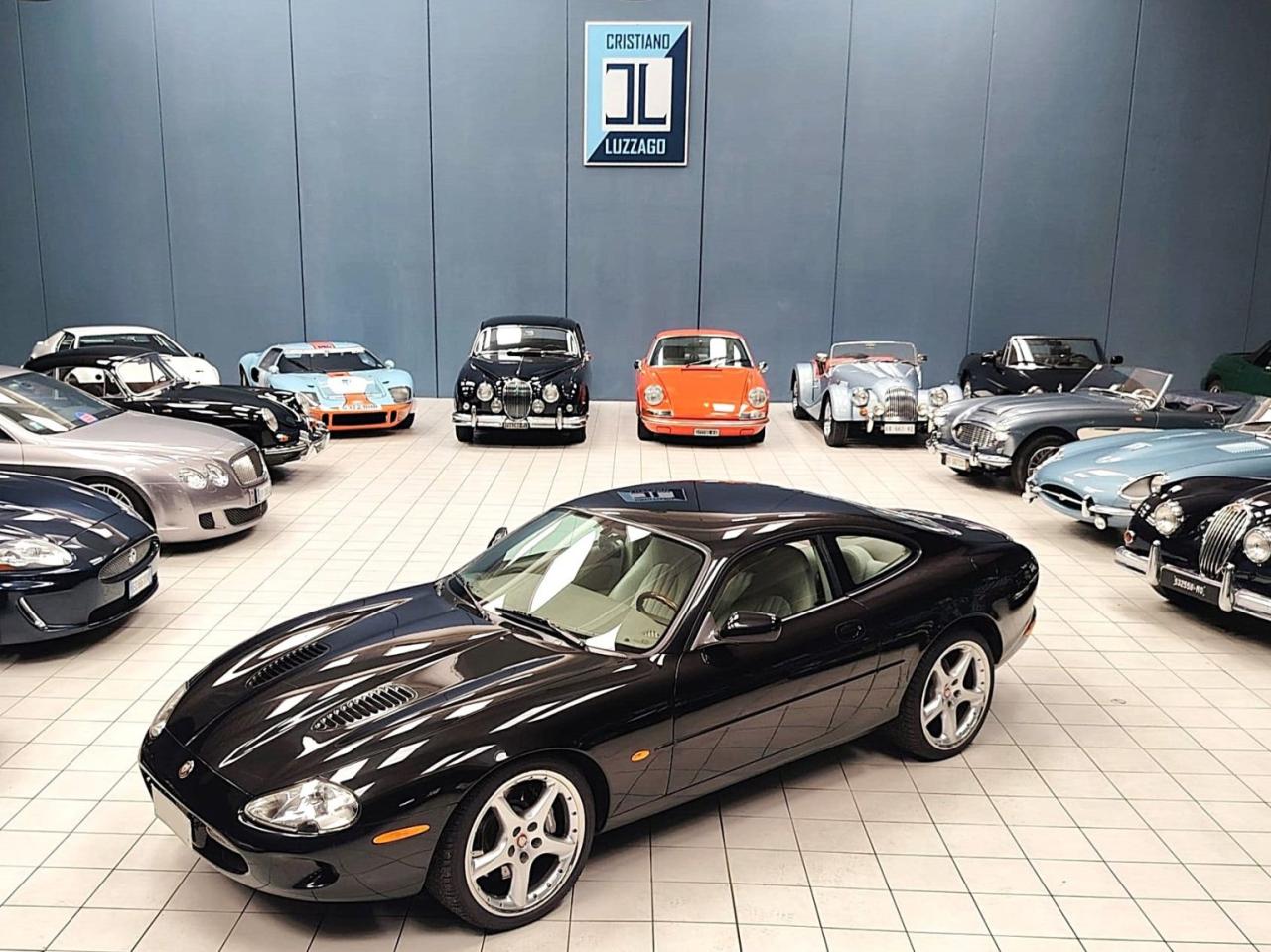 1998 Jaguar XK R COUPE