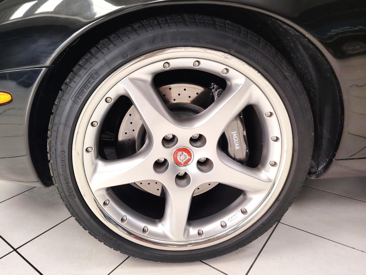 1998 Jaguar XK R COUPE