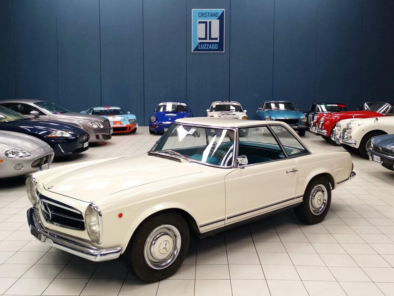 1965 Mercedes - Benz 230 SL Pagode