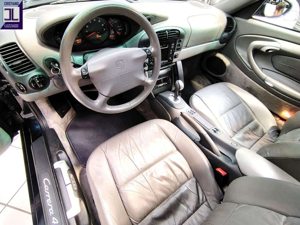 1998 Porsche 996 CARRERA 4