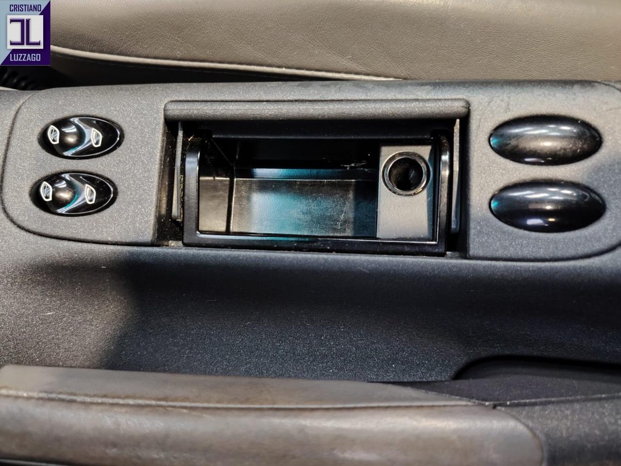 1998 Porsche 996 CARRERA 4