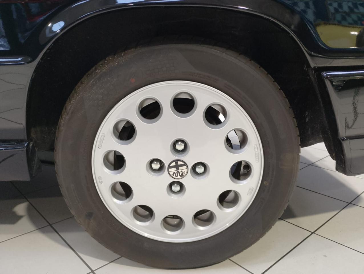 1993 Alfa Romeo SPIDER 2000 S.4