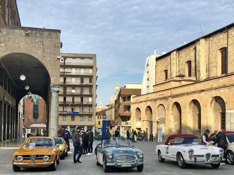 1966 Aston Martin DB6