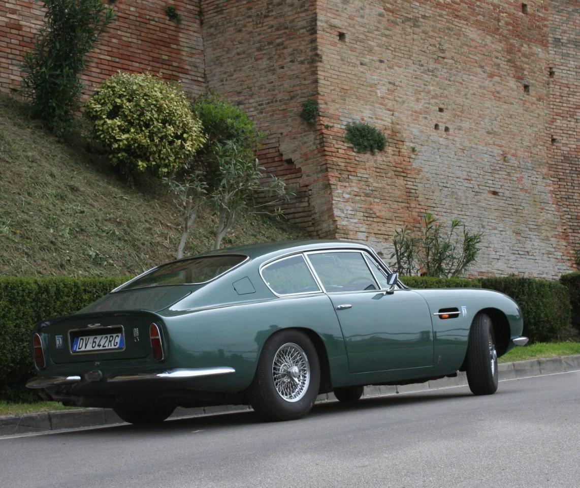 1966 Aston Martin DB6
