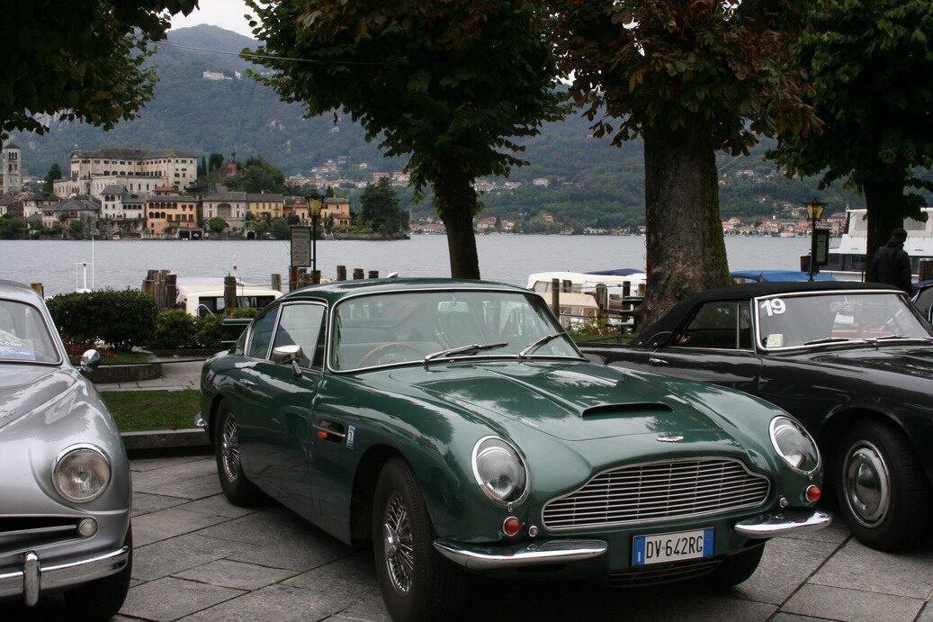 1966 Aston Martin DB6