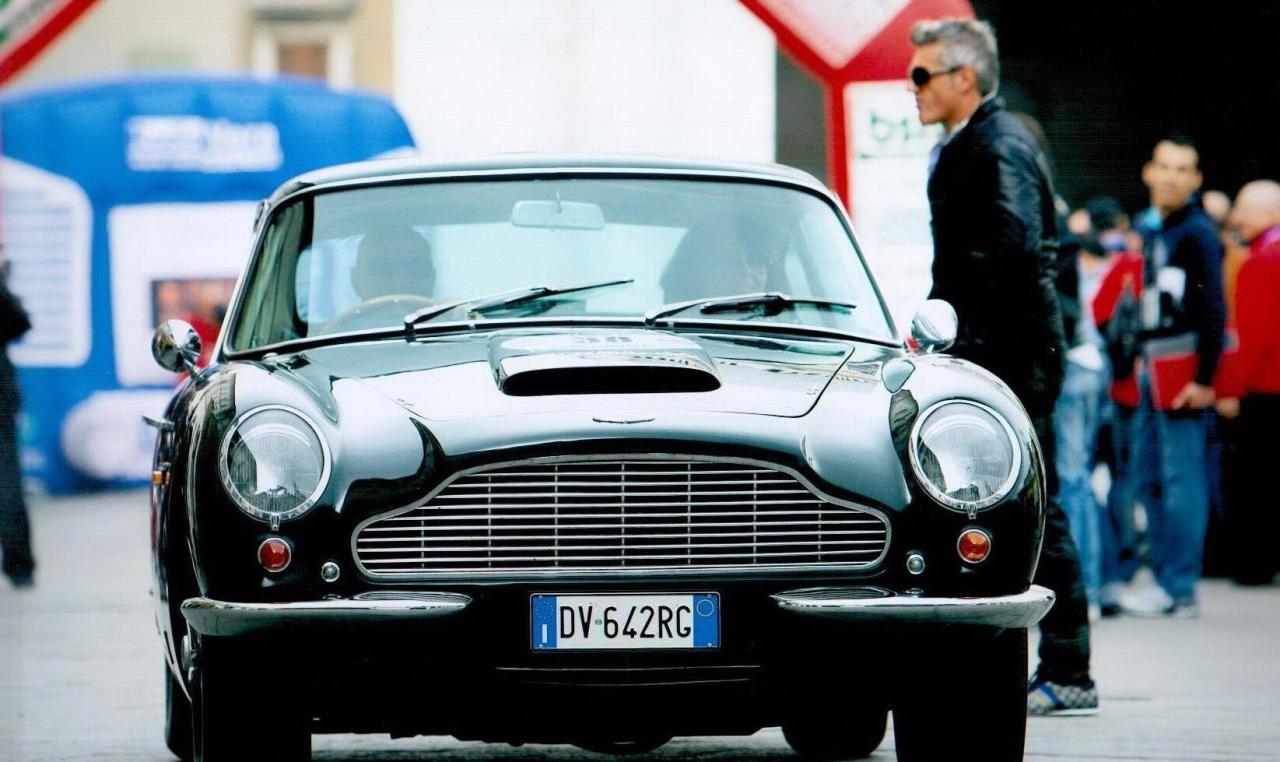 1966 Aston Martin DB6