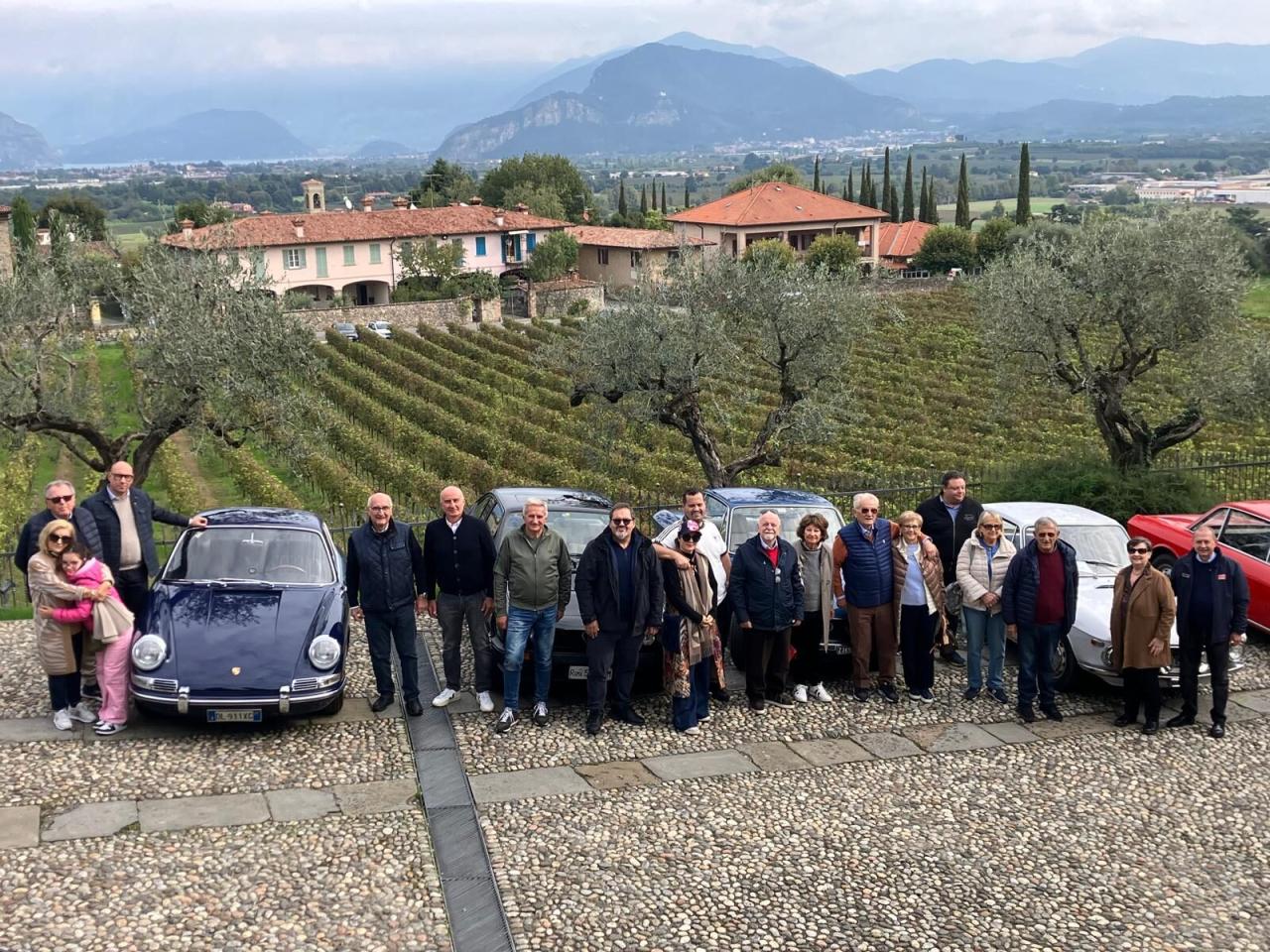 1965 Jaguar E TYPE ROADSTER S1