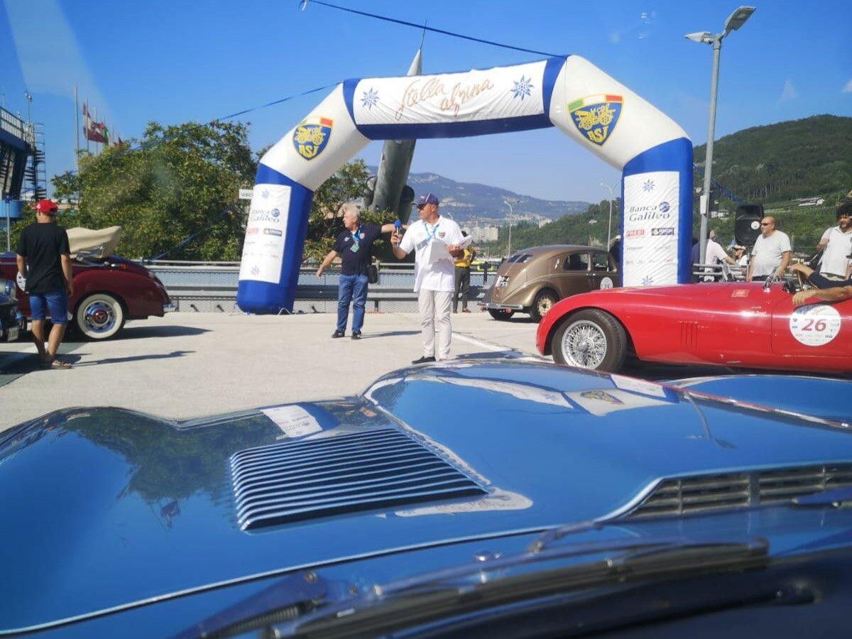 1965 Jaguar E TYPE ROADSTER S1