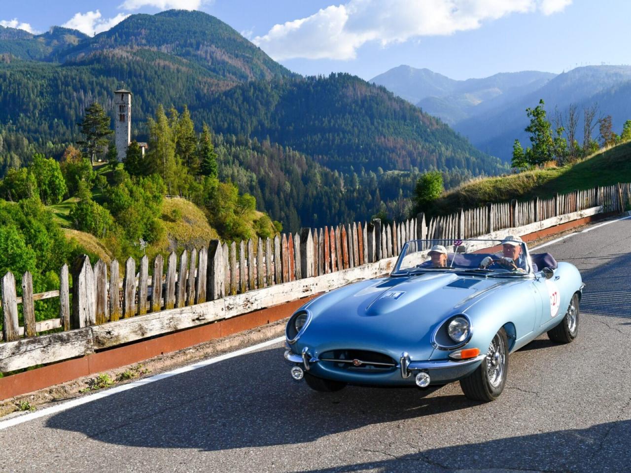 1965 Jaguar E TYPE ROADSTER S1