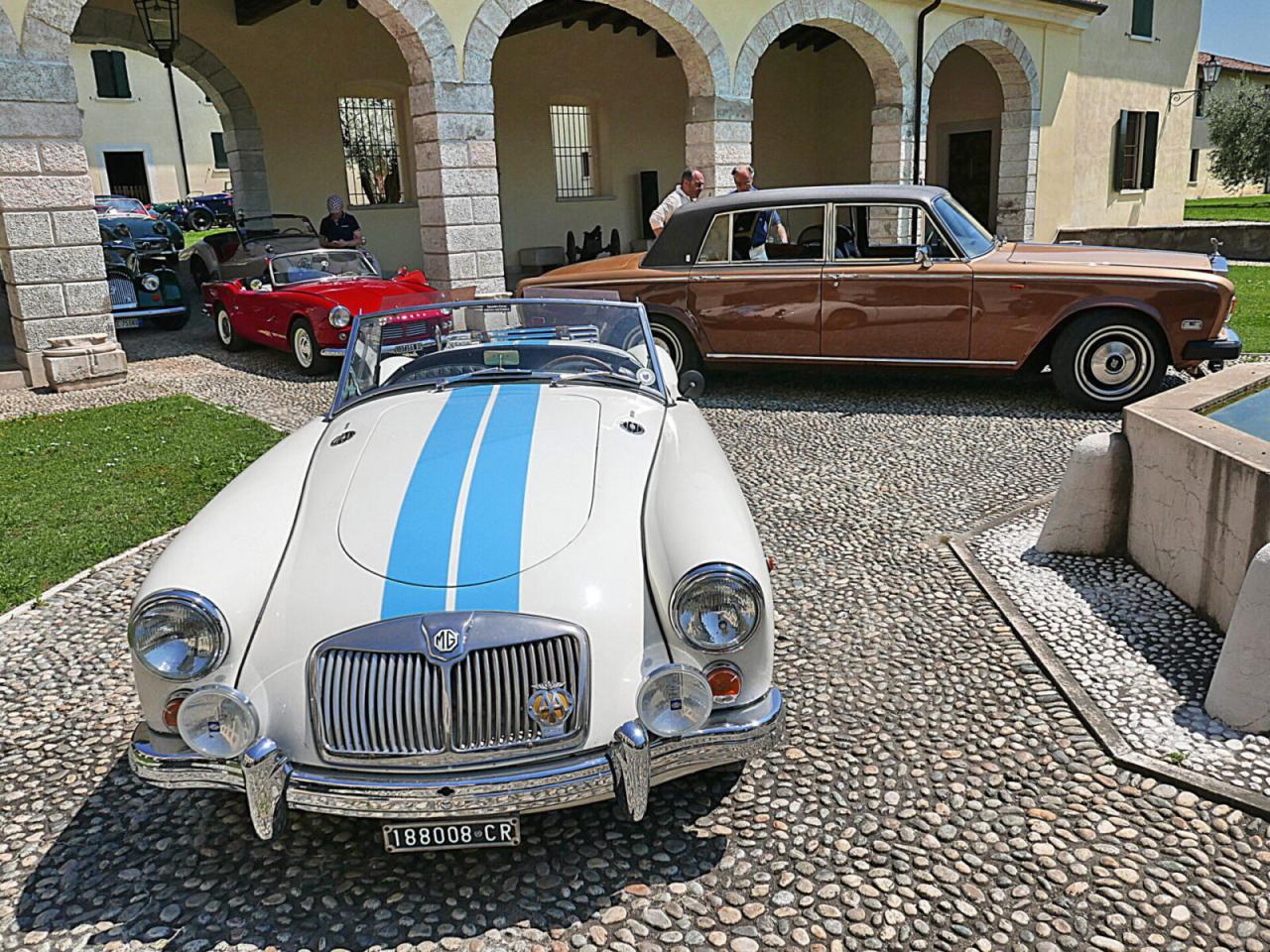 1965 Jaguar E TYPE ROADSTER S1