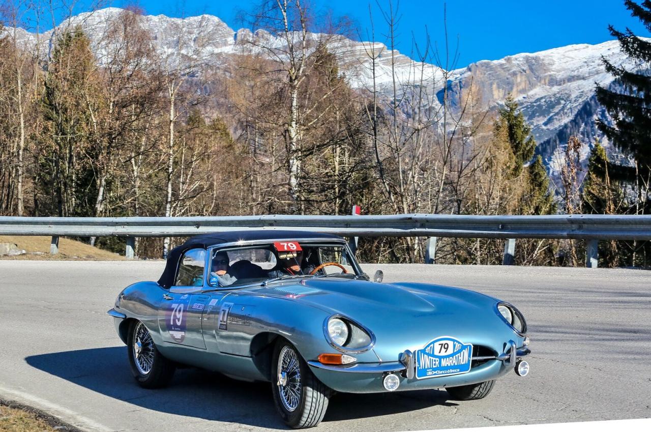 1965 Jaguar E TYPE ROADSTER S1