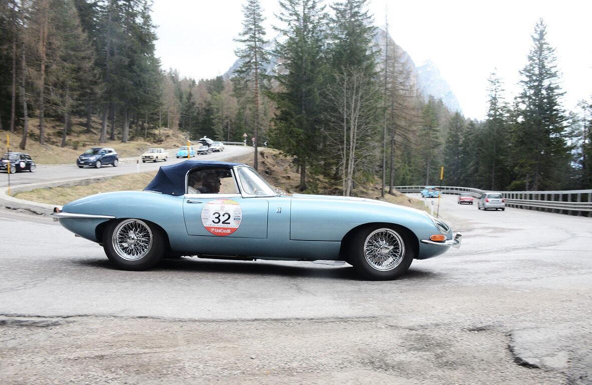 1965 Jaguar E TYPE ROADSTER S1