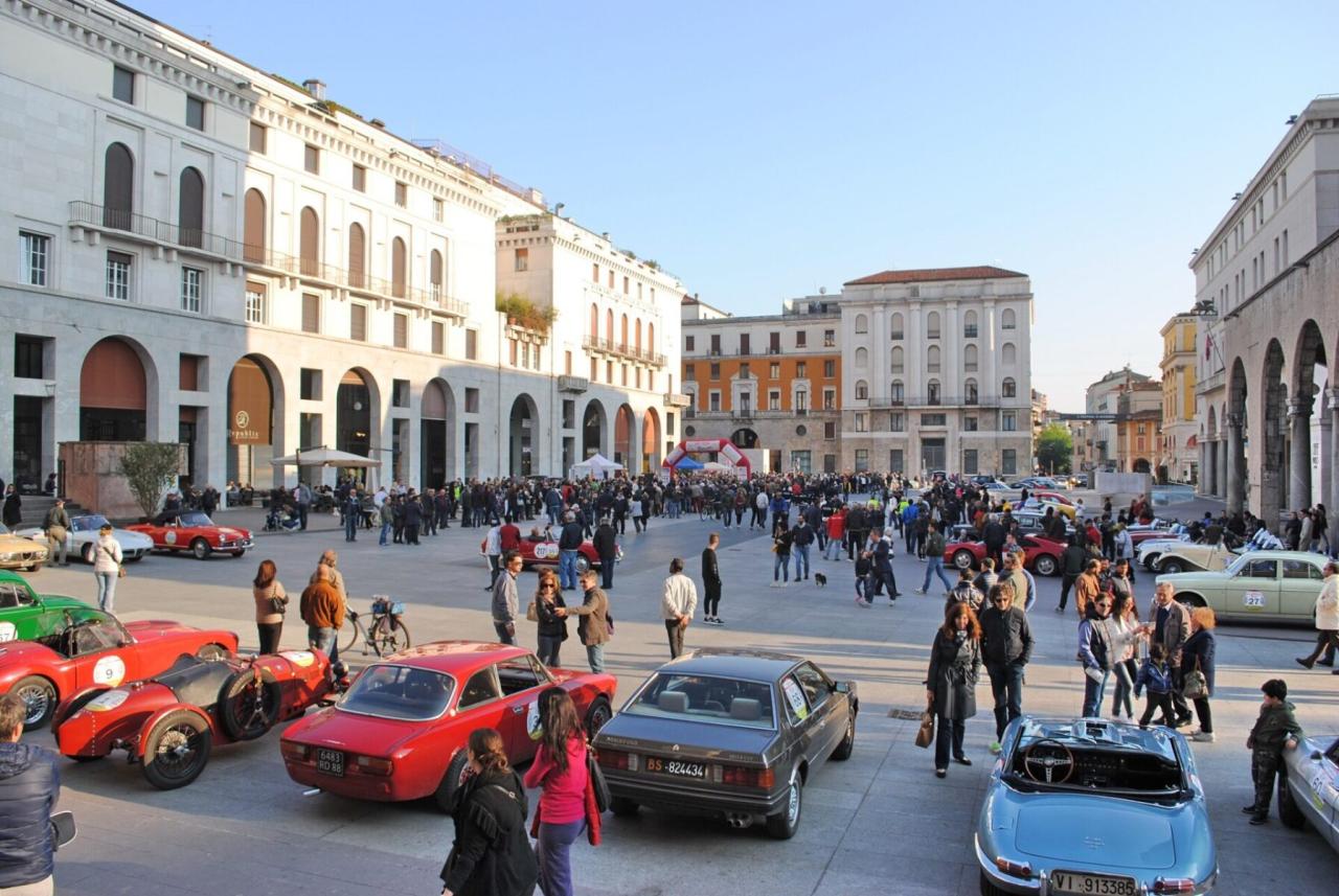 1965 Jaguar E TYPE ROADSTER S1
