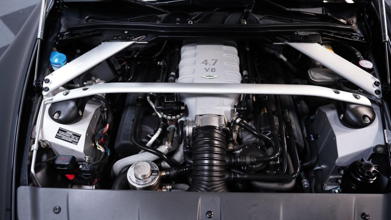 2009 Aston Martin Vantage V8