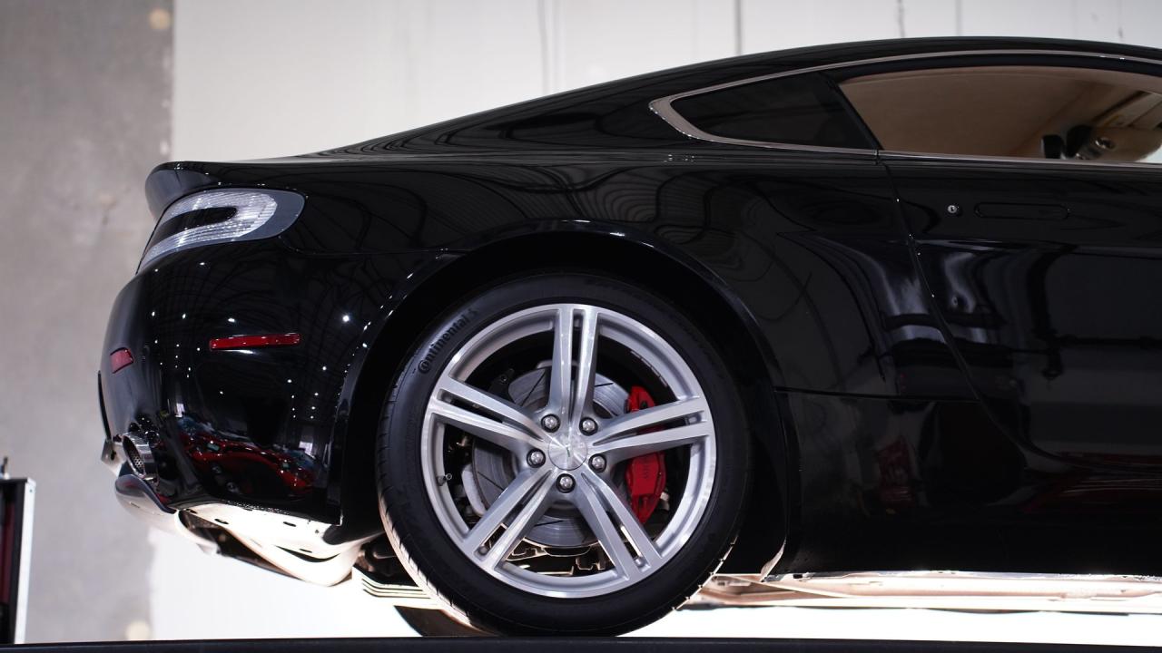 2009 Aston Martin Vantage V8