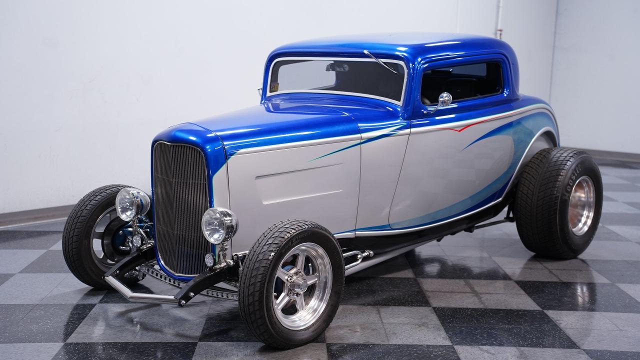 1932 Ford 3-Window Coupe