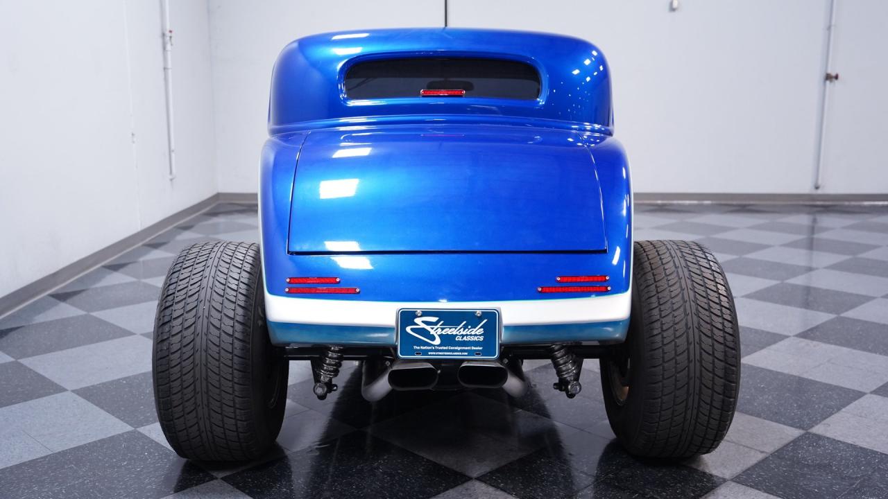 1932 Ford 3-Window Coupe