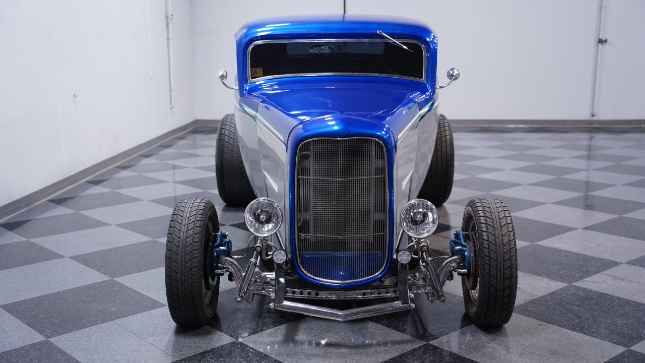 1932 Ford 3-Window Coupe