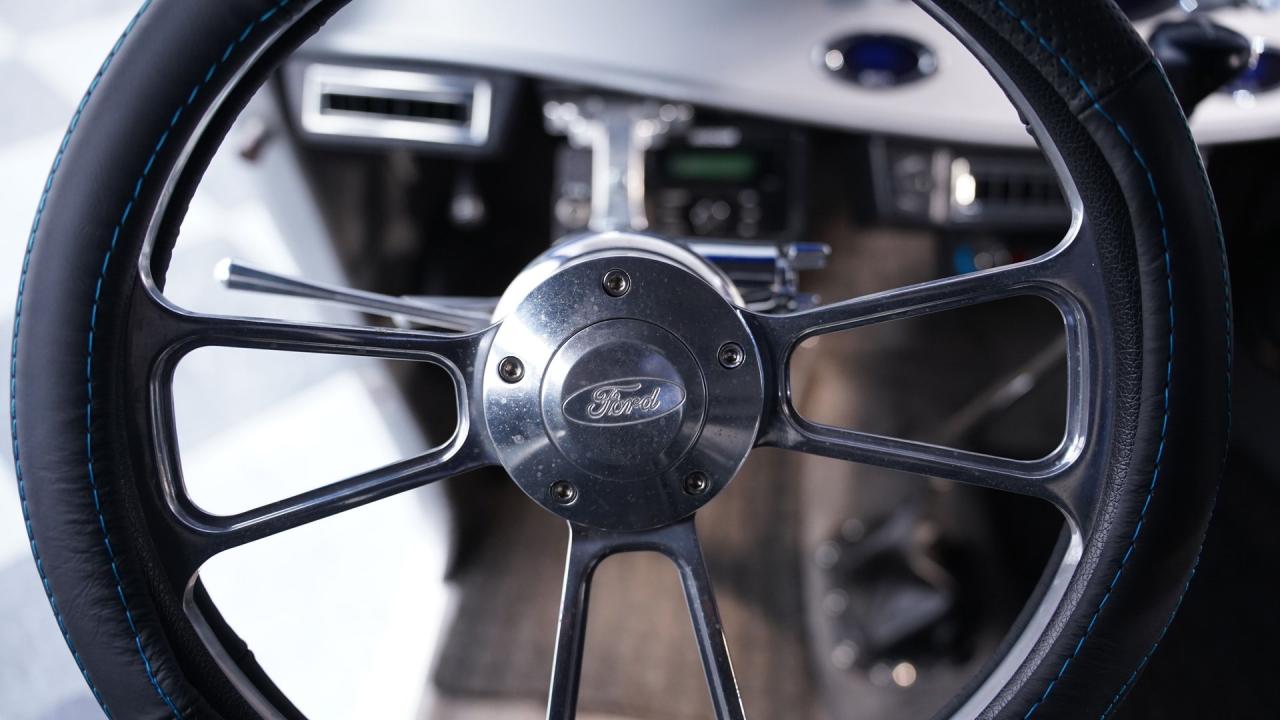 1932 Ford 3-Window Coupe