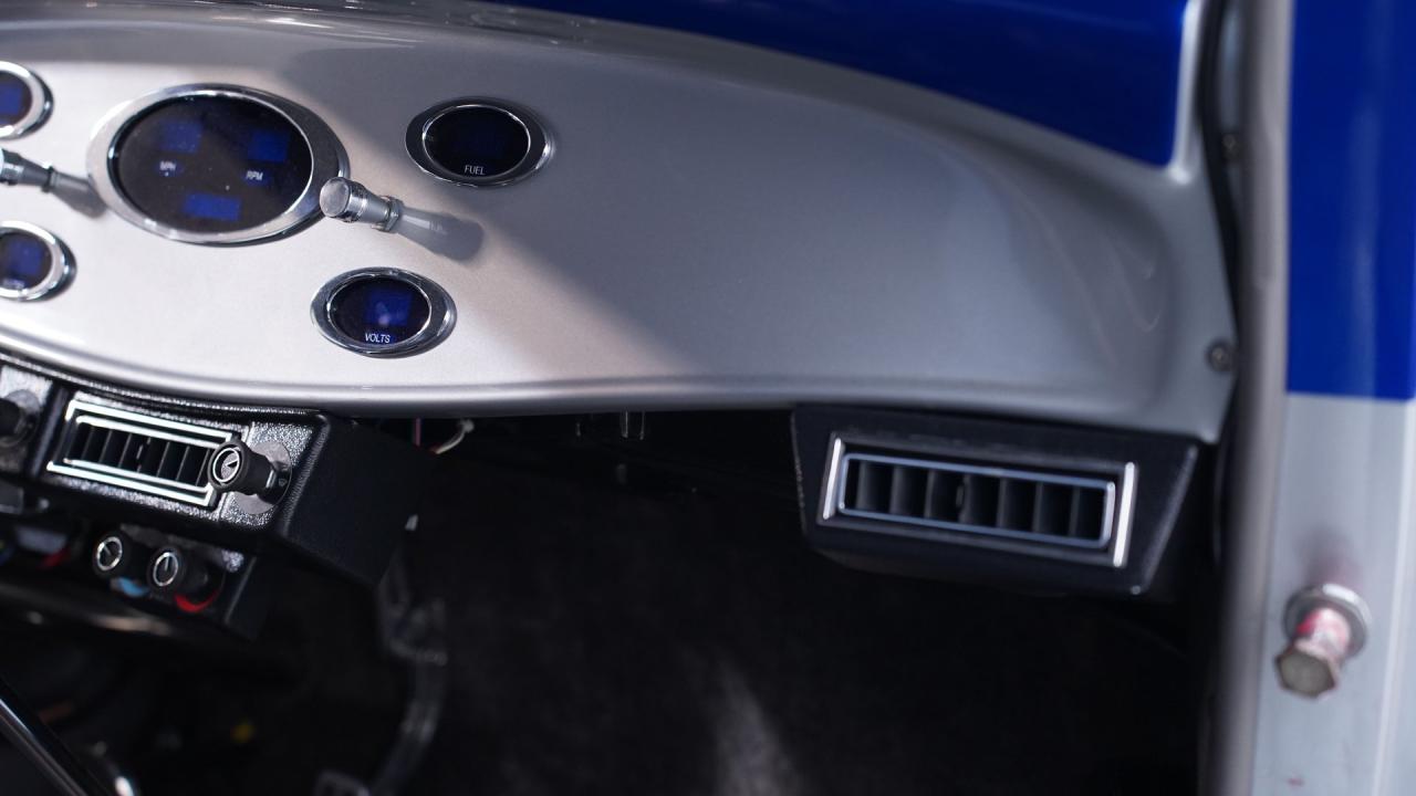 1932 Ford 3-Window Coupe