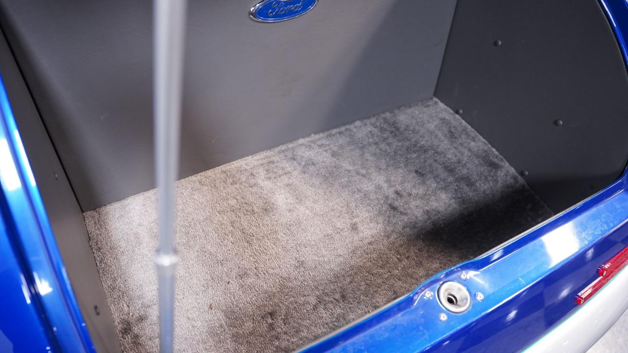 1932 Ford 3-Window Coupe