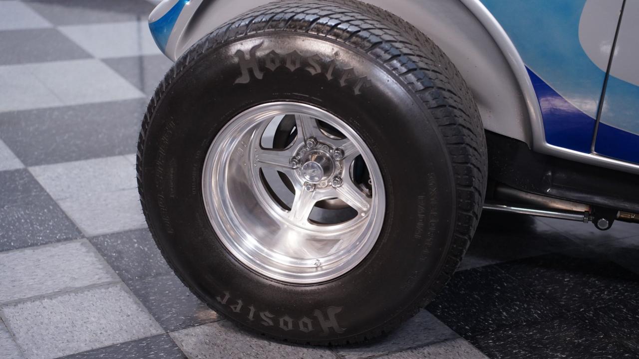 1932 Ford 3-Window Coupe