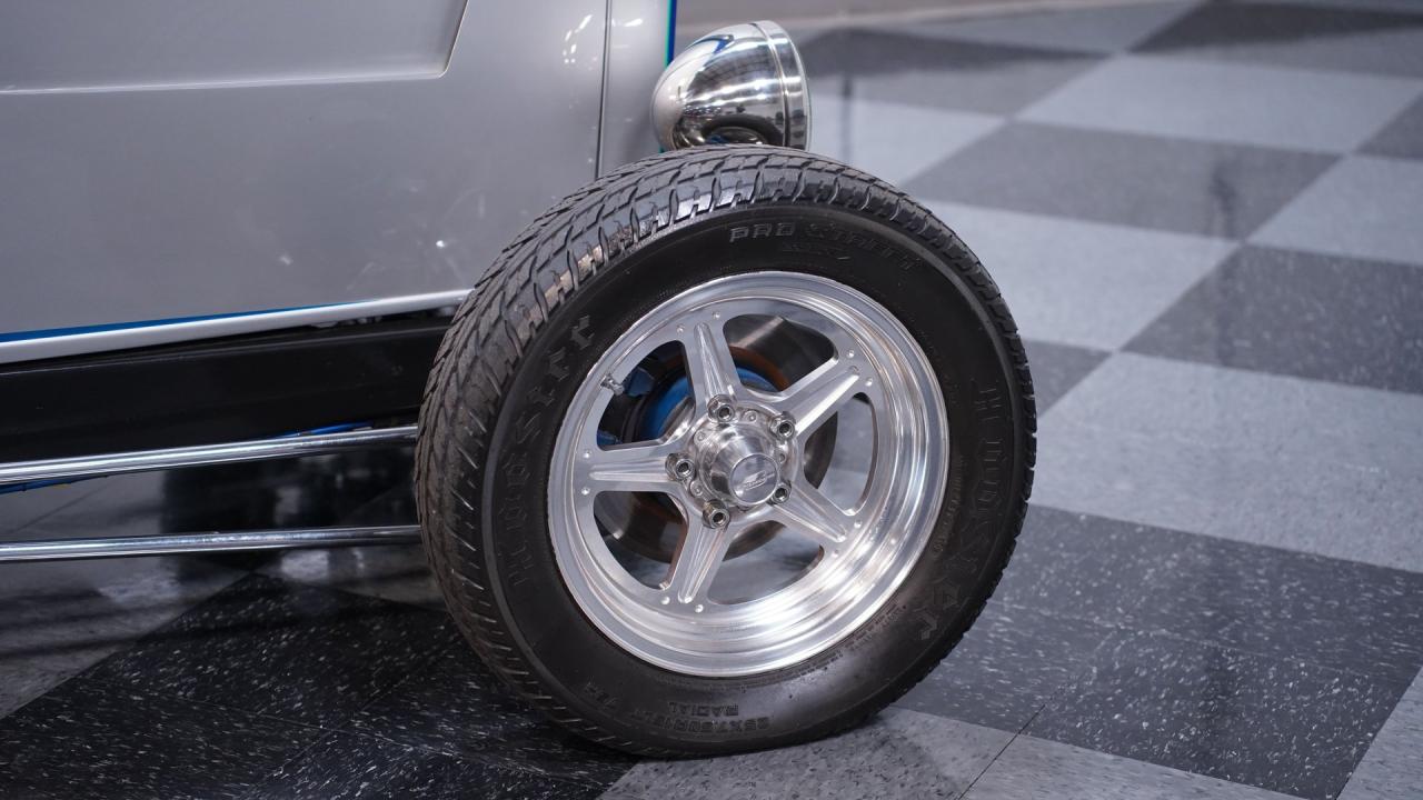 1932 Ford 3-Window Coupe