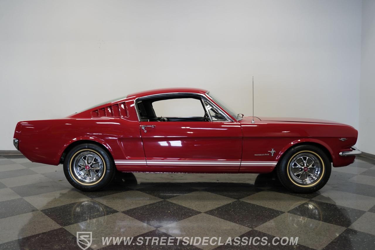 1965 Ford Mustang 2+2 Fastback