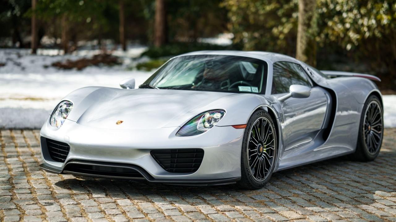 2015 Porsche 918 Spyder