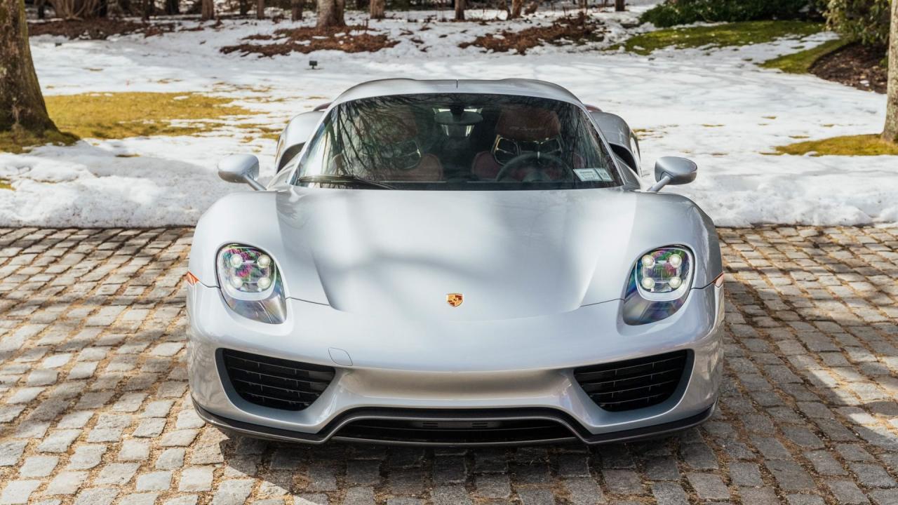 2015 Porsche 918 Spyder