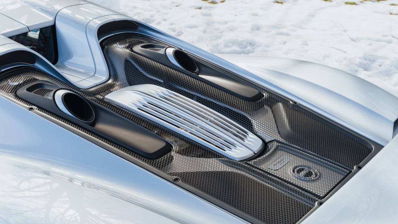 2015 Porsche 918 Spyder