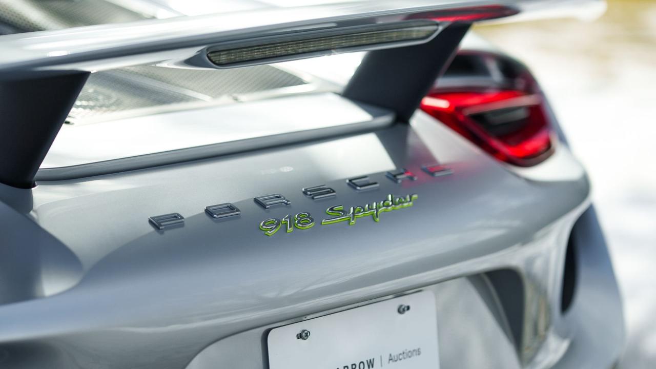 2015 Porsche 918 Spyder