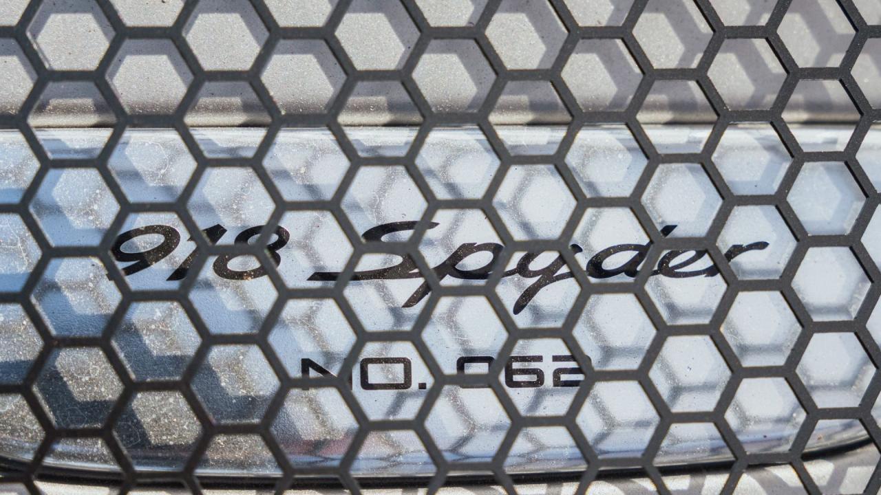 2015 Porsche 918 Spyder