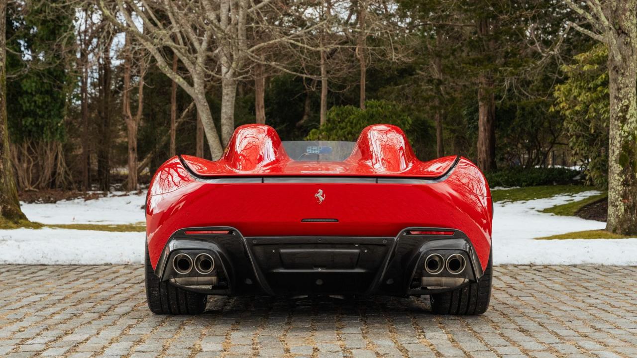 2021 Ferrari Monza SP2