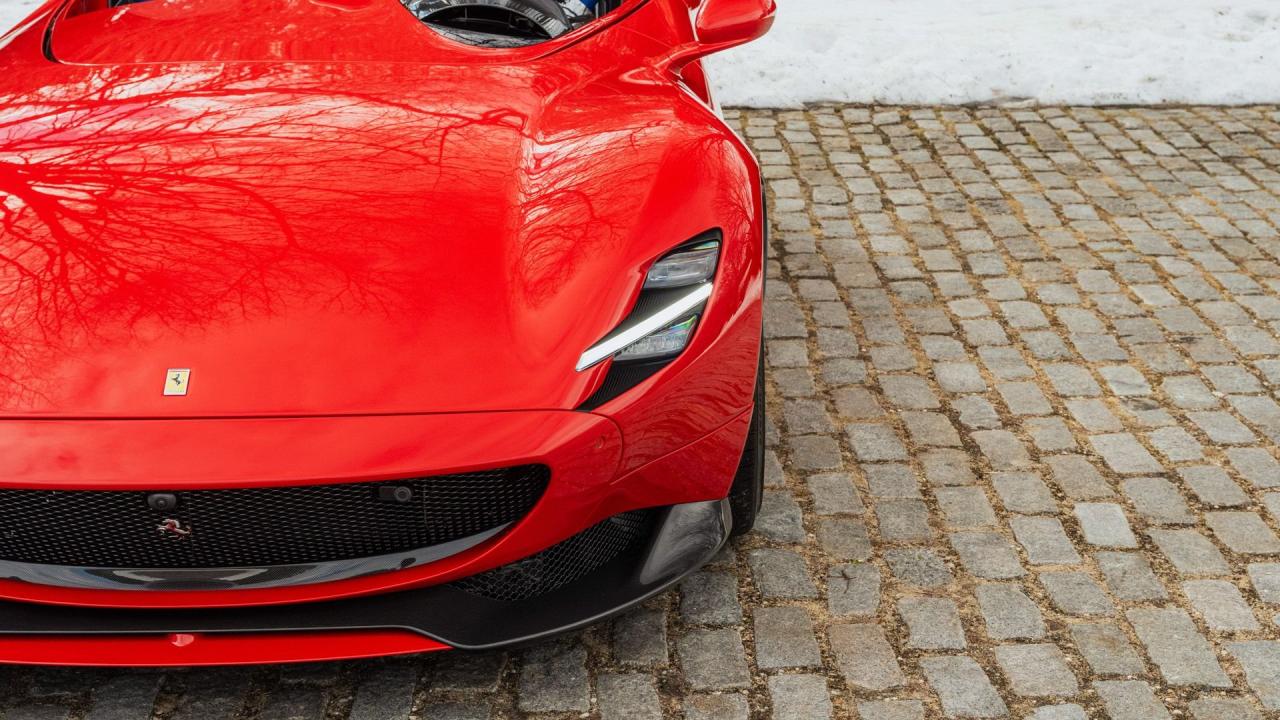 2021 Ferrari Monza SP2