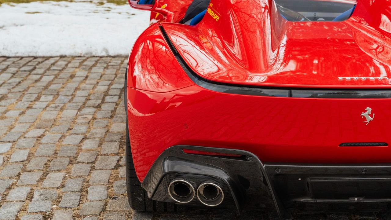 2021 Ferrari Monza SP2