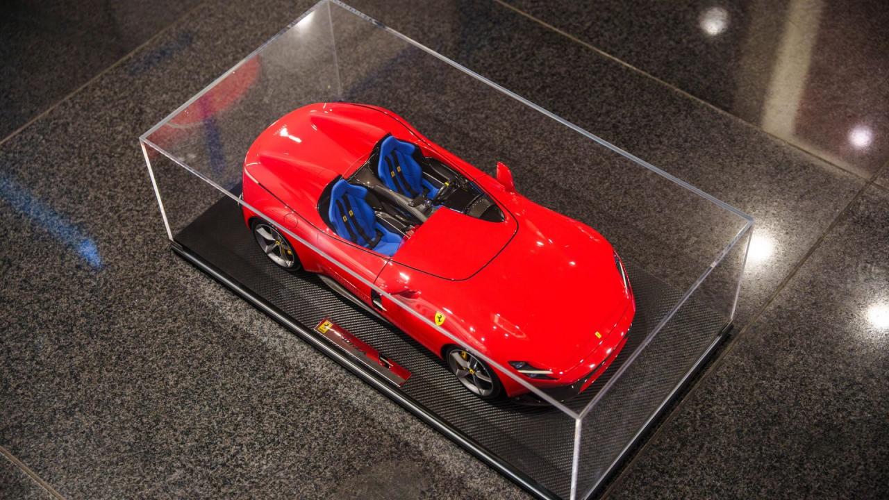 2021 Ferrari Monza SP2