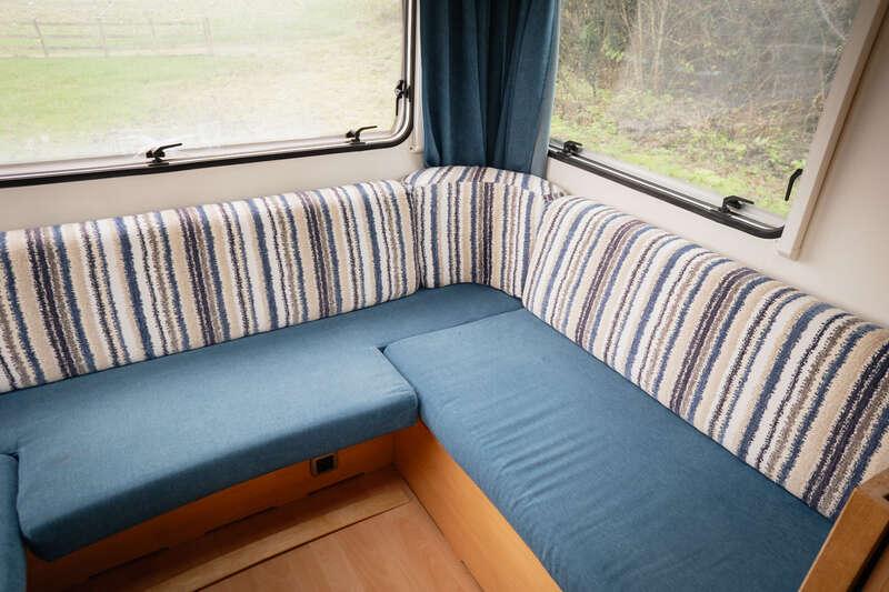 2005 Fiat DUCATO LUNAR CHAMP 4 BERTH MOTORCARAVAN