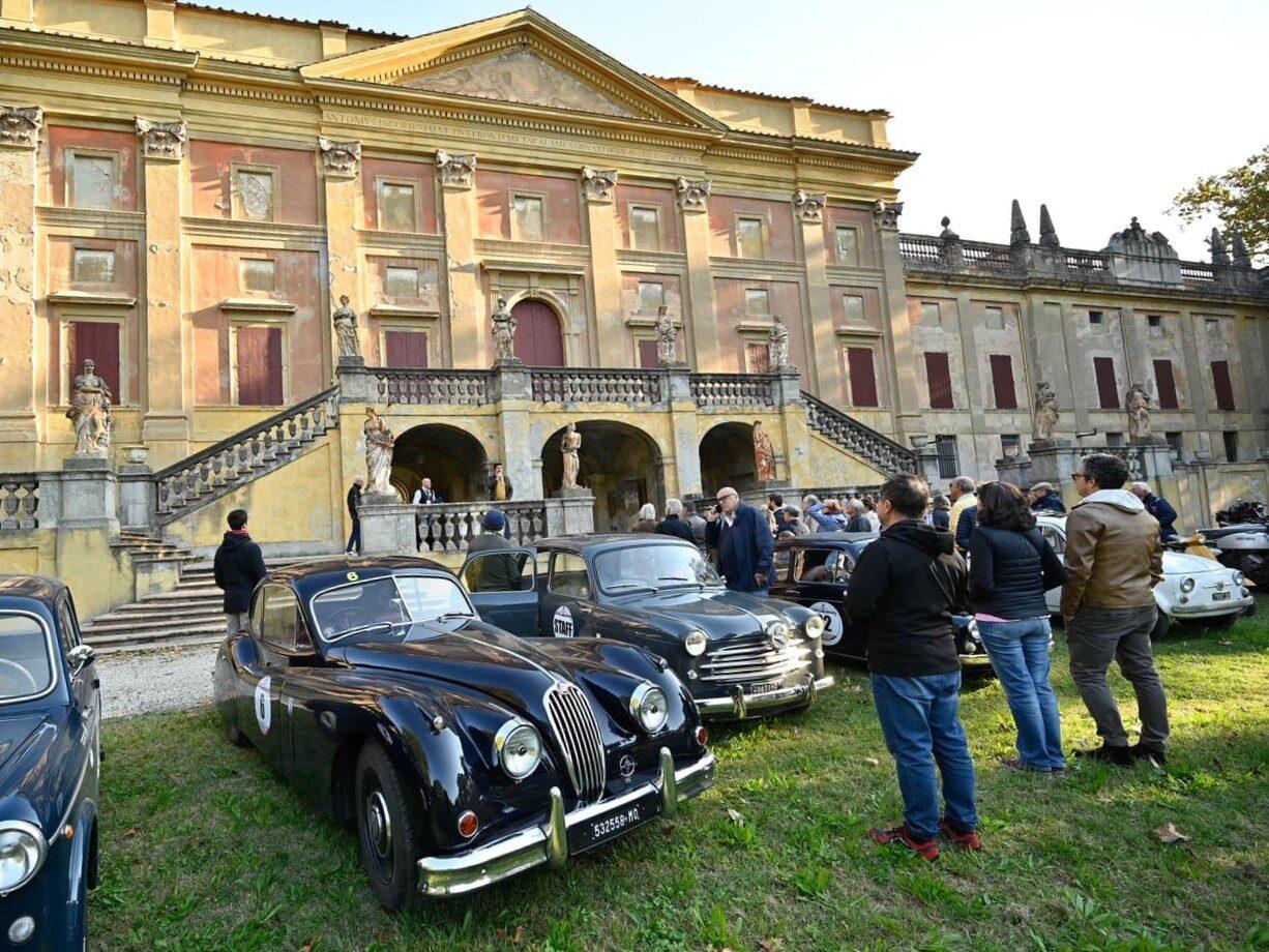 1956 Jaguar XK 140 FHC