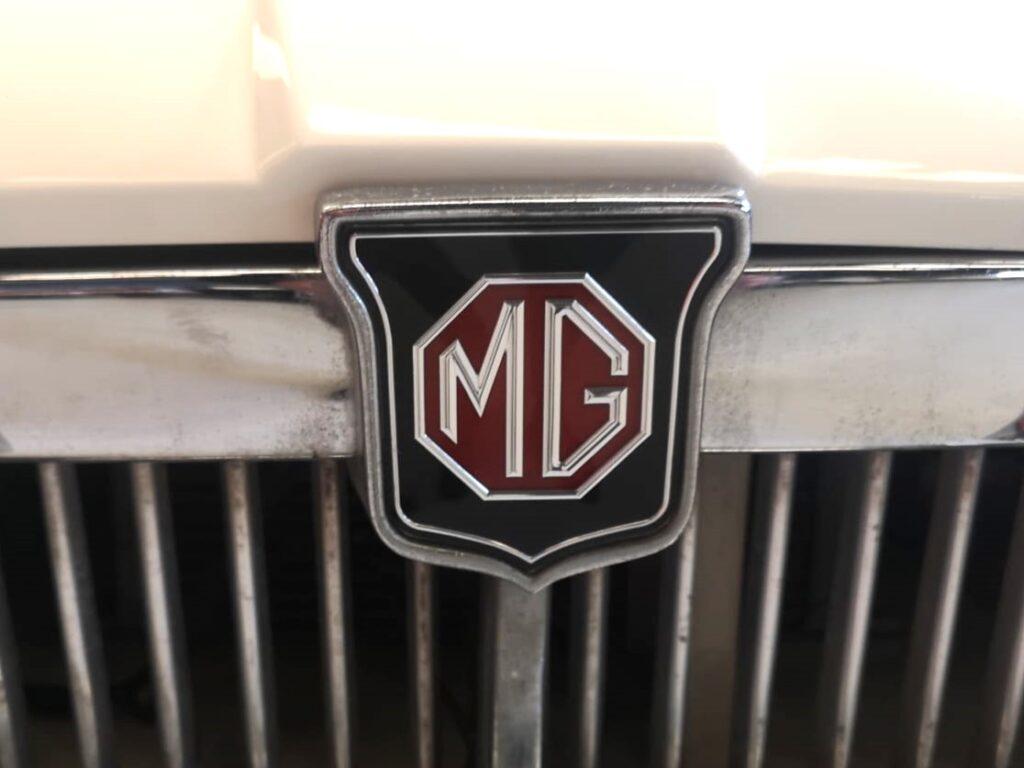 1963 MG B ROADSTER &rdquo;PULL HANDLE&rdquo;