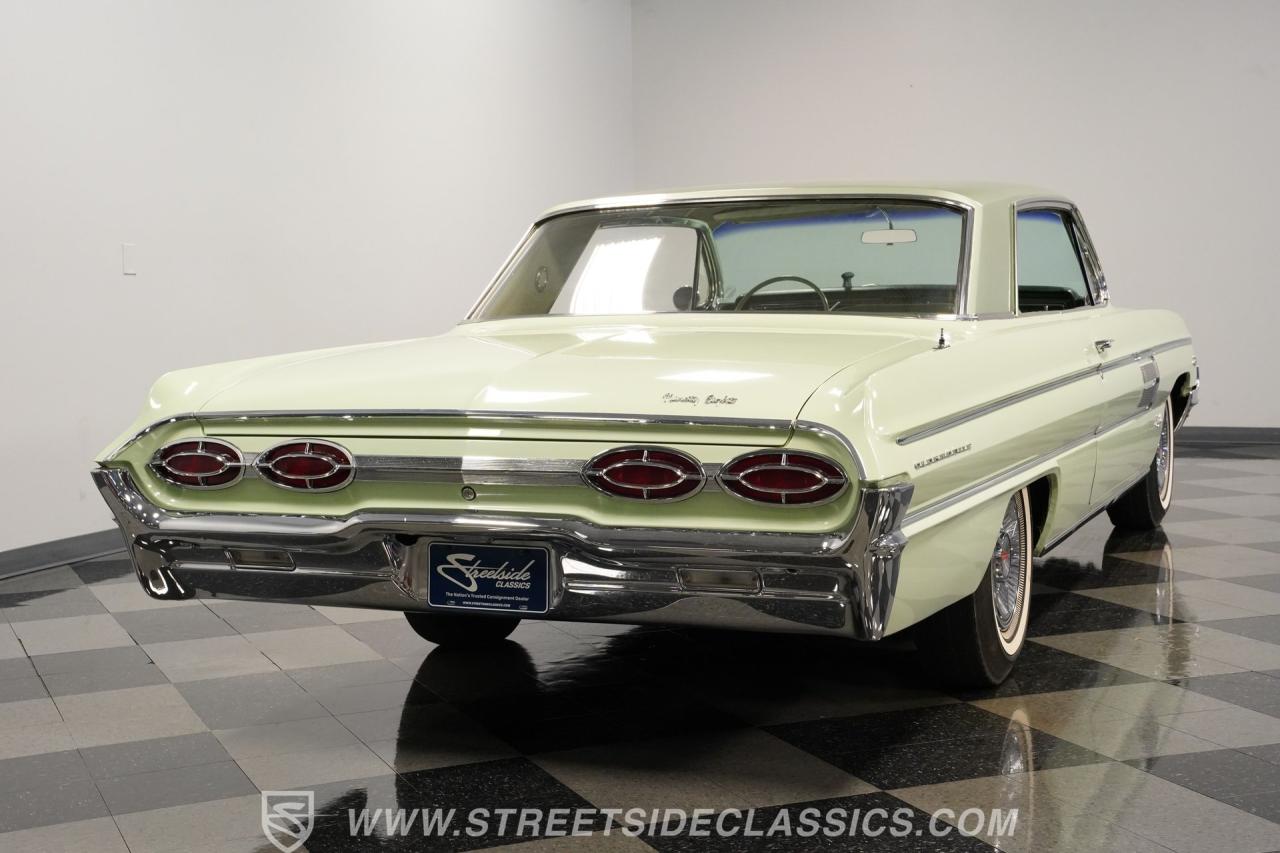 1962 Oldsmobile 98 Holiday Hardtop