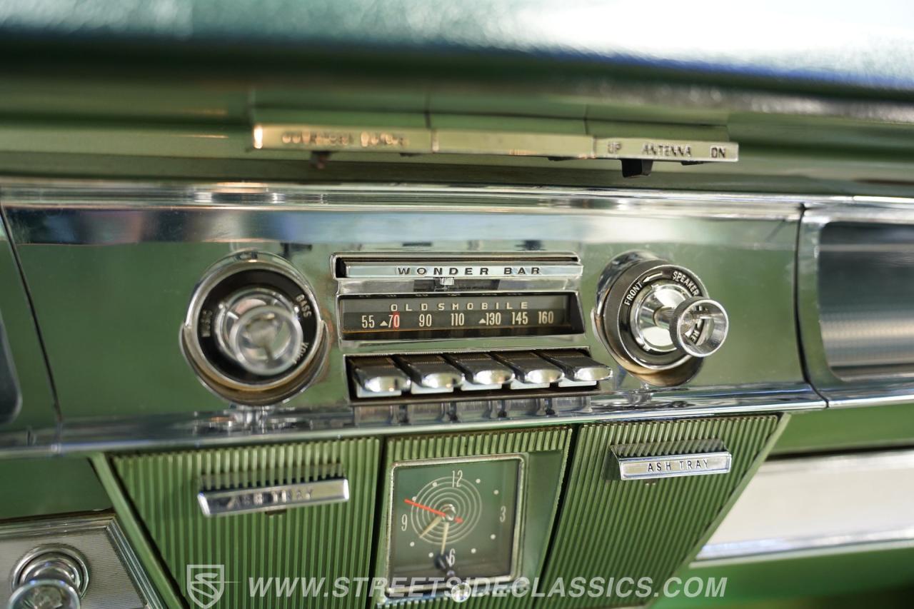 1962 Oldsmobile 98 Holiday Hardtop