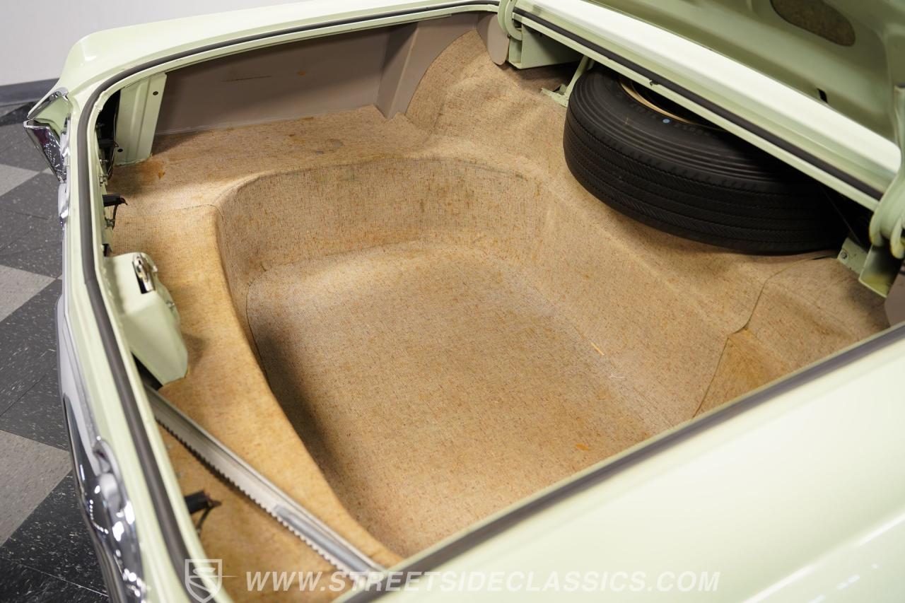 1962 Oldsmobile 98 Holiday Hardtop