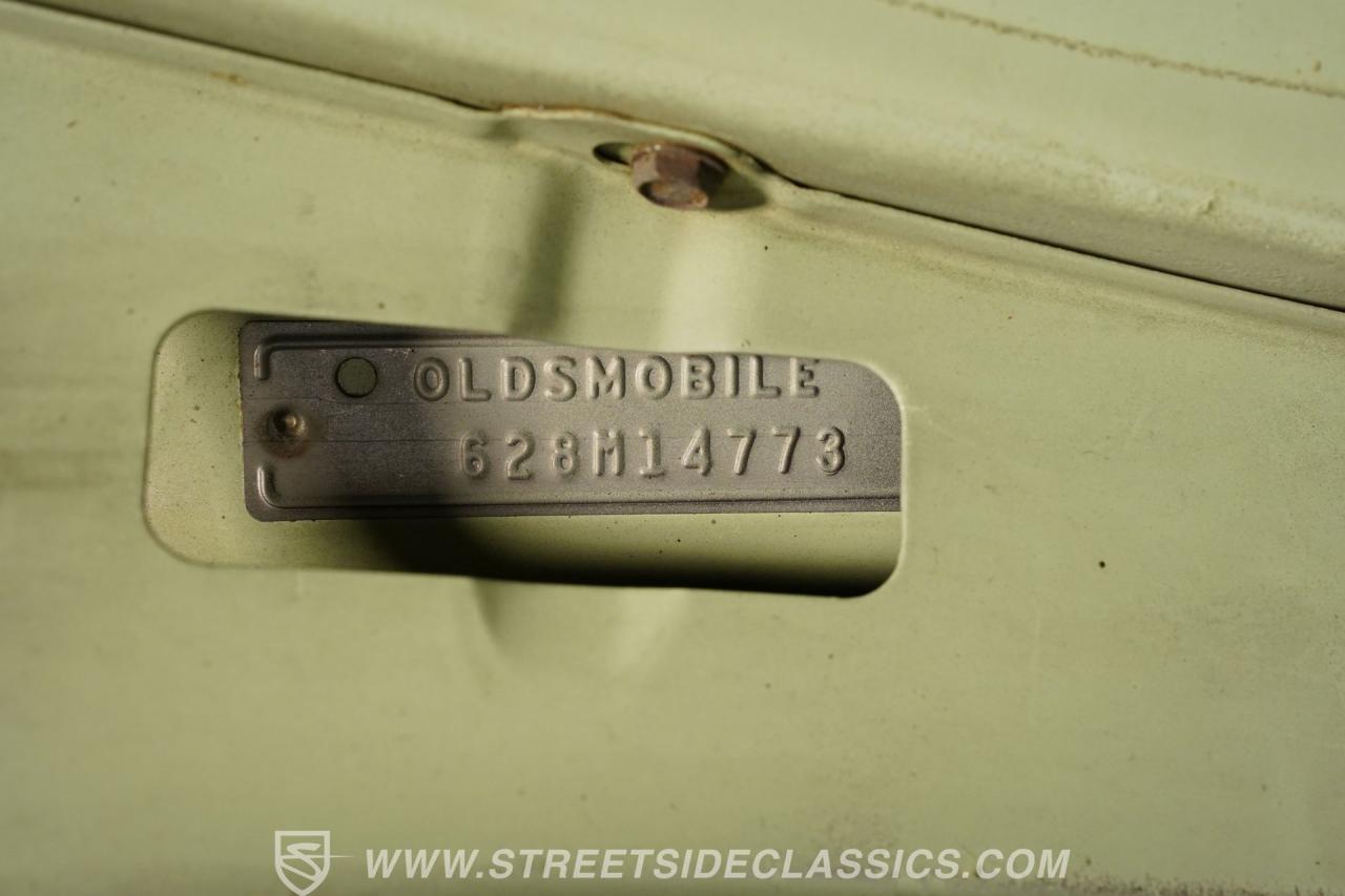 1962 Oldsmobile 98 Holiday Hardtop
