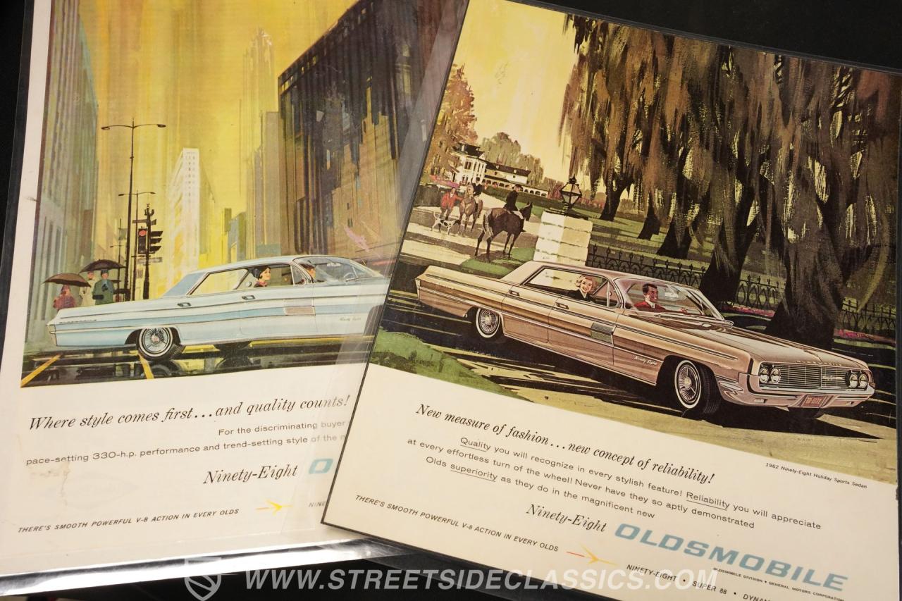 1962 Oldsmobile 98 Holiday Hardtop