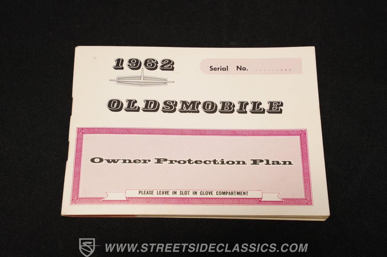 1962 Oldsmobile 98 Holiday Hardtop